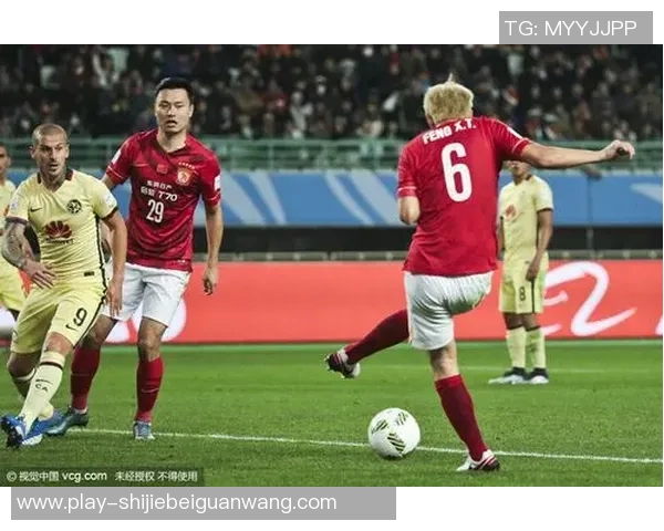 运动新闻巴萨与恒大激战全场回顾球迷热情高涨精彩瞬间不容错过 运动新闻巴萨与恒大激战全场回顾球迷热情高涨精彩瞬间不容错过
